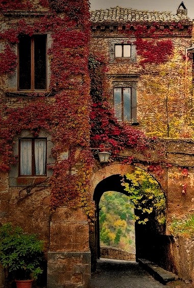 Villa in Autumn, Bagnoregio, Italy
