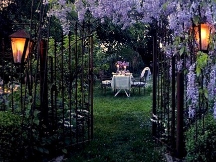 Outdoor Dining, Provence, France